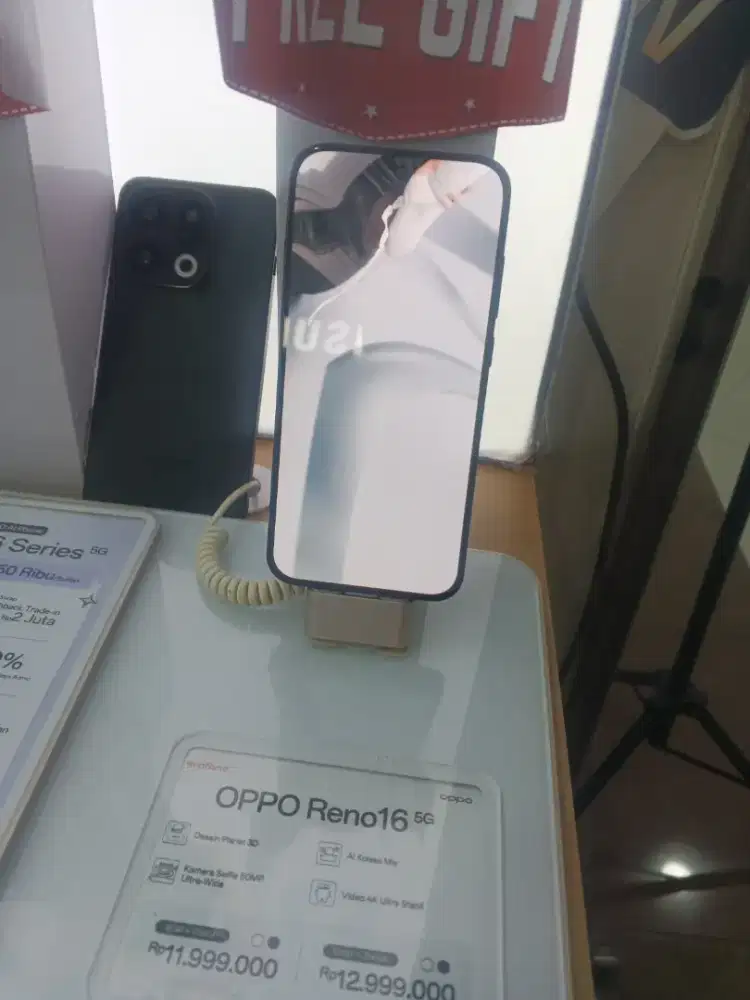Oppo Reno16 promo cicilan dengan Home Credit