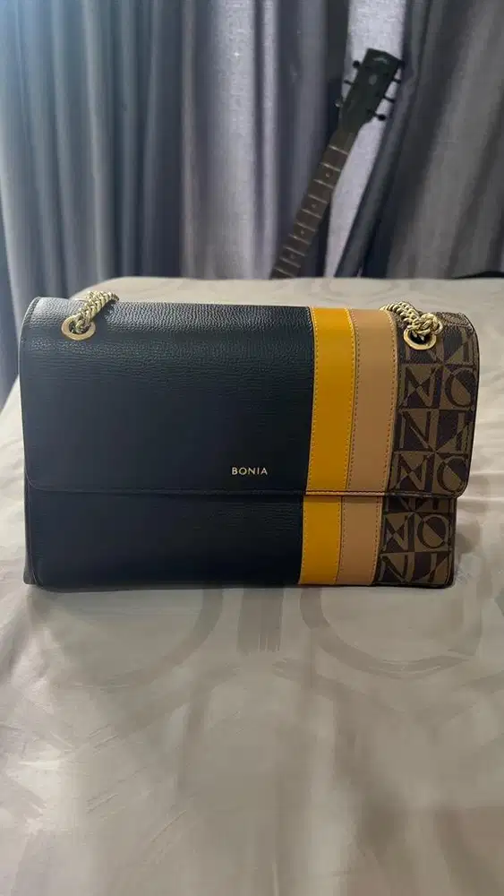 Tas Bonia original ratai