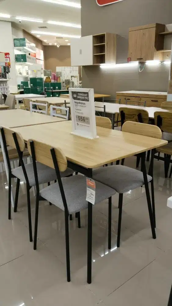Meja makan set selma