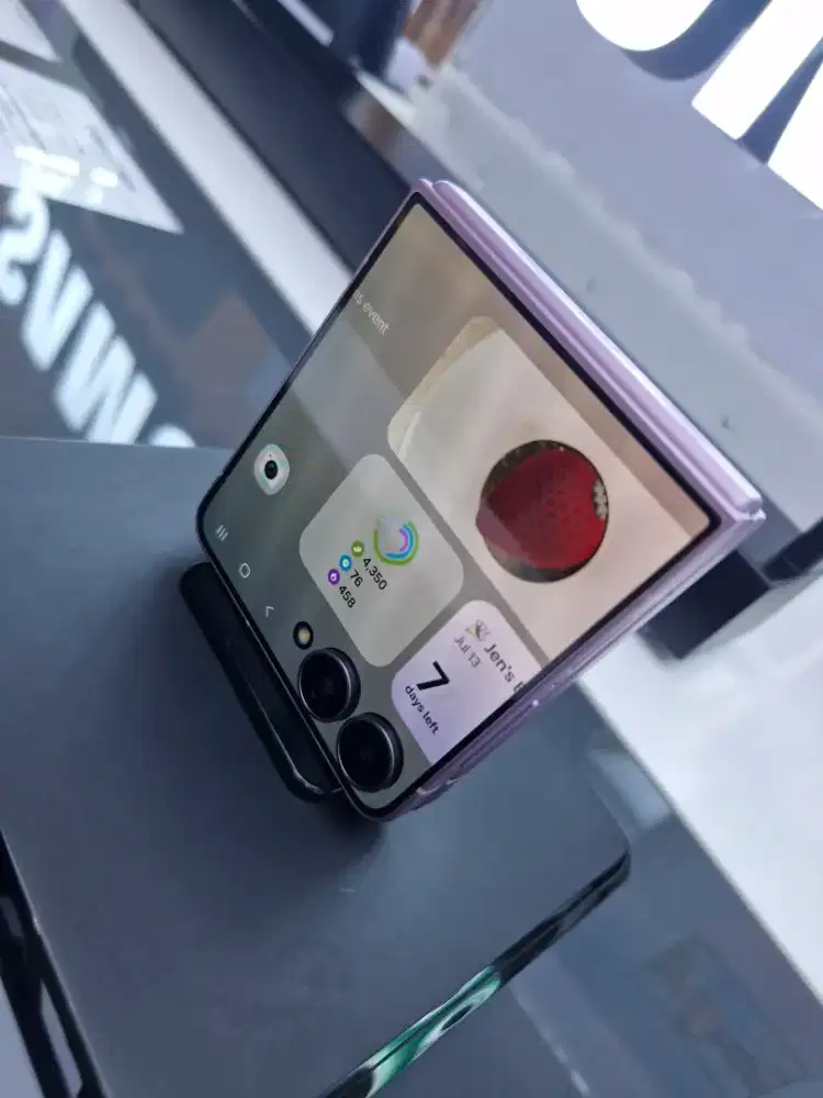 Samsung Galaxy Z flip 8 Cicilan Tanpa Kartu Kredit