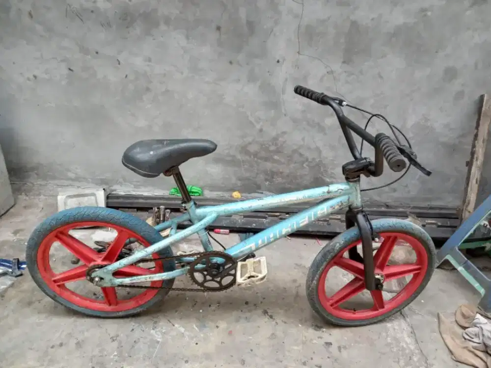 Sepeda BMX Pacifik hotshot 20inc