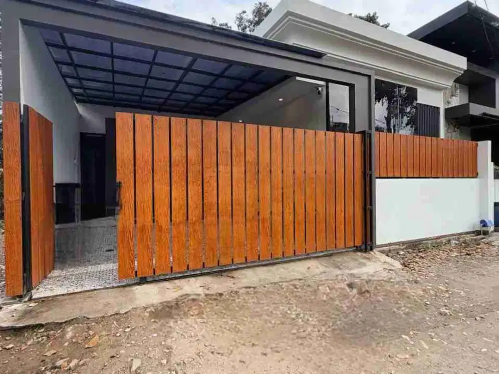 RUMAH MEWAH LUAS DENGAN KONSEP EKLUSIF DI WEDOMARTANI NGEMPLAK SLEMAN