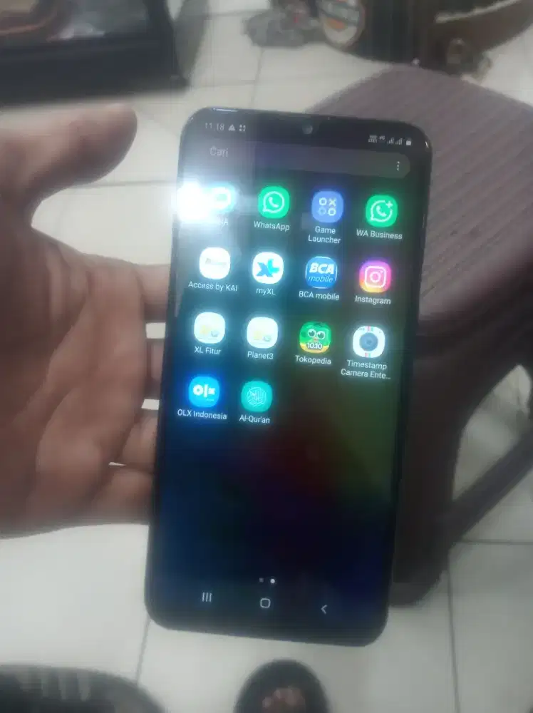 Samsung  Galaxy M20 Black 3/32gb