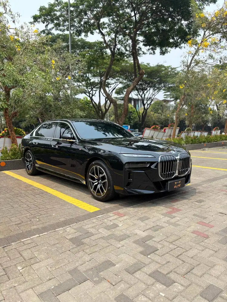 BMW 735Li M Sport 2026 Odo 3rb Service Record BMW