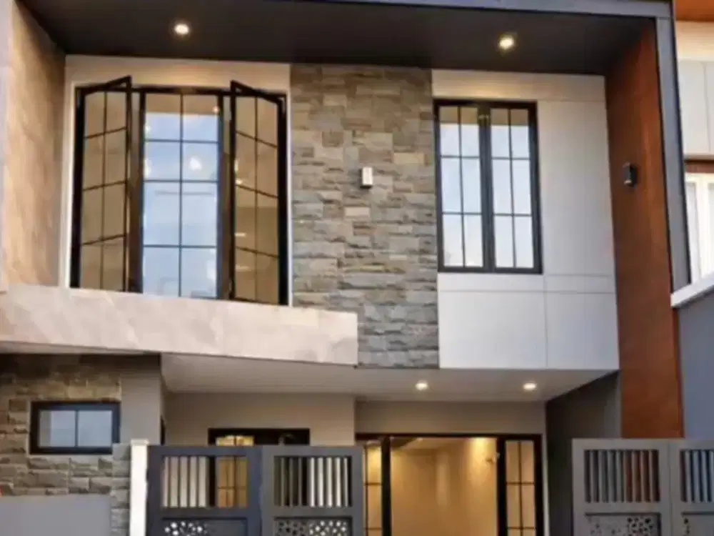DIJUAL RUMAH MEWAH & STRATEGIS DI MANYAR TIRTOYOSO SELATAN!