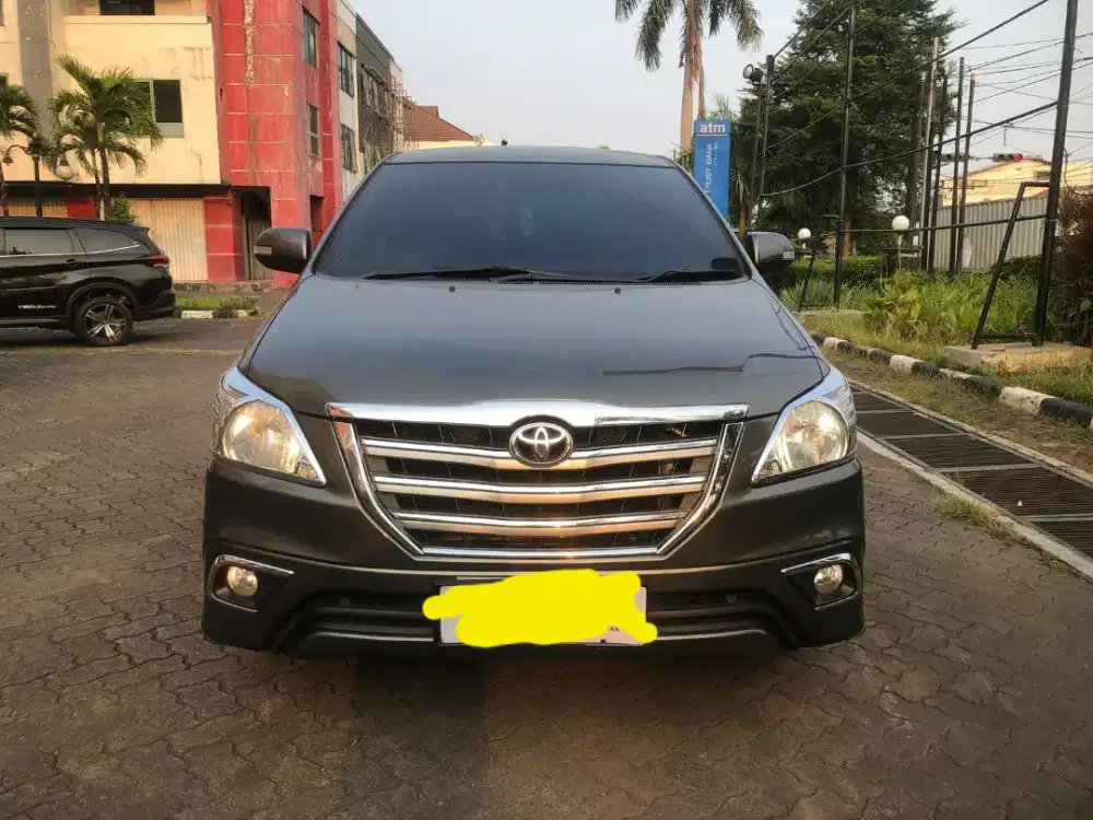 Kijang Innova V Luxury 2.0 2014