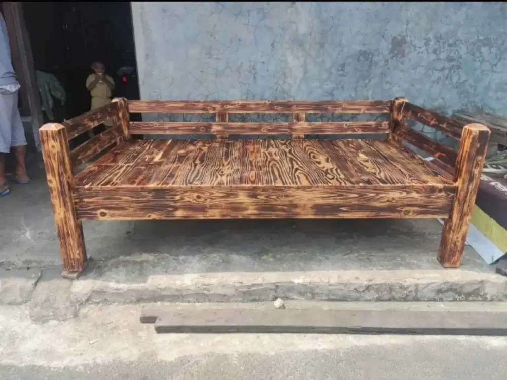 Furniture kayu jati belanda