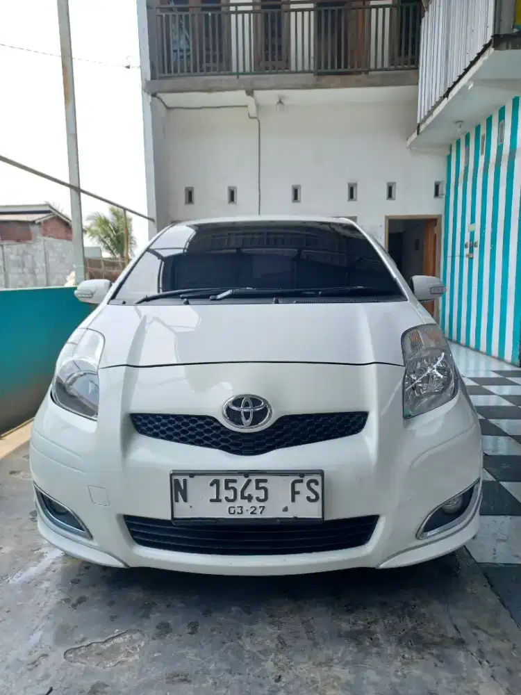 Toyota Yaris 2012 Bensin
