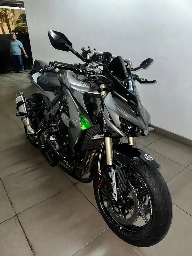Kawasaki Z1000 SUGOMI Performance