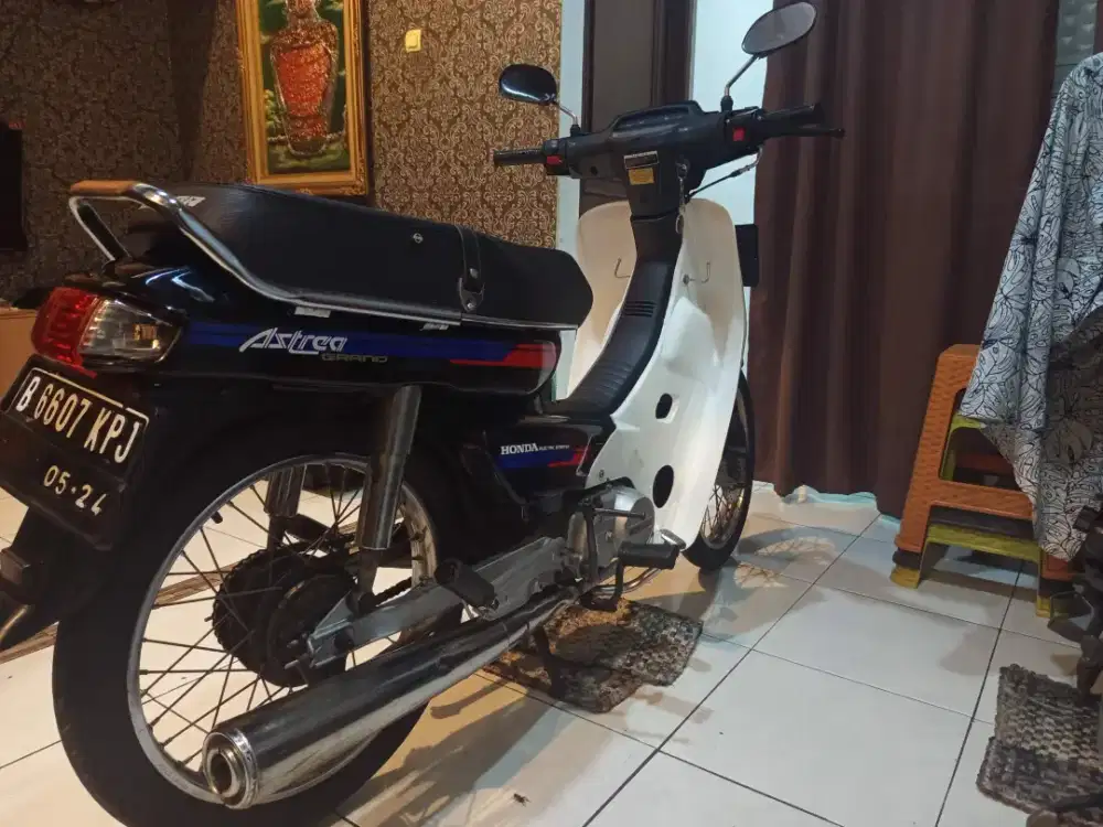 jual motor Honda ASTREA 94