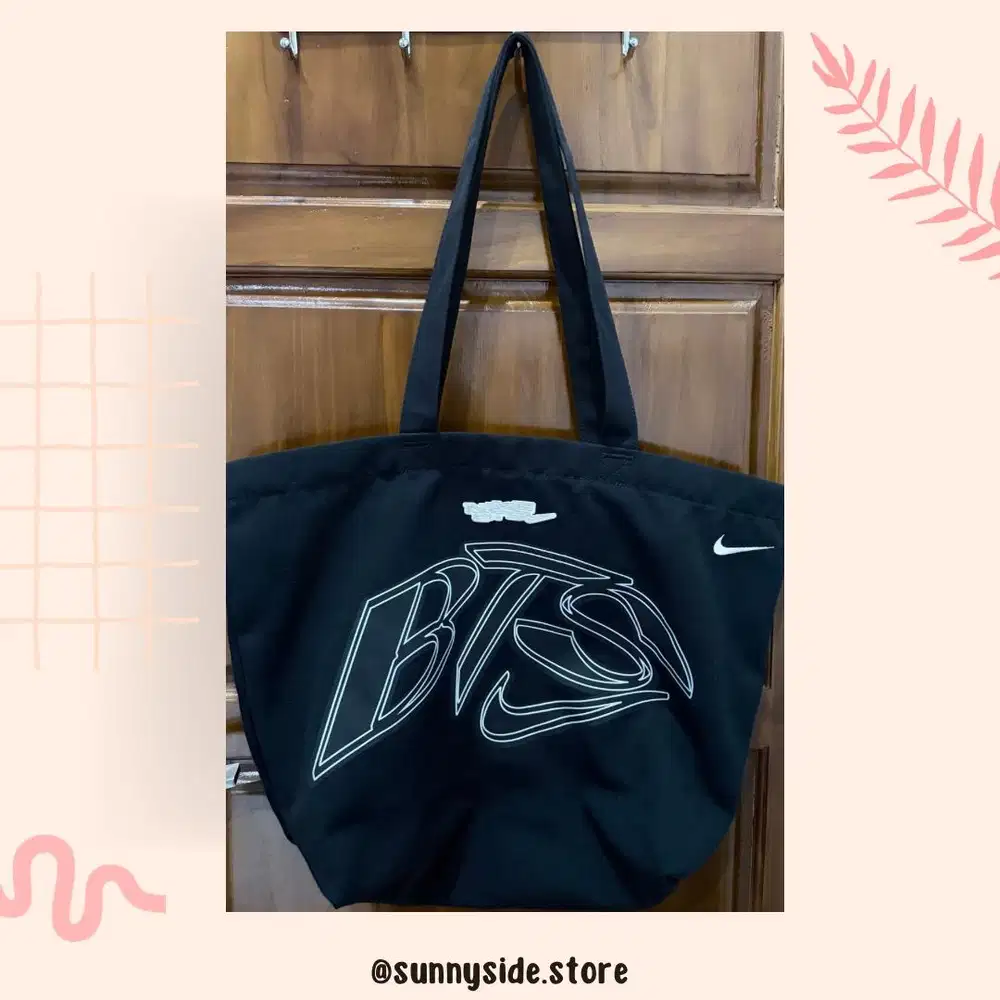 Totebag Nike x BTS Custom Black