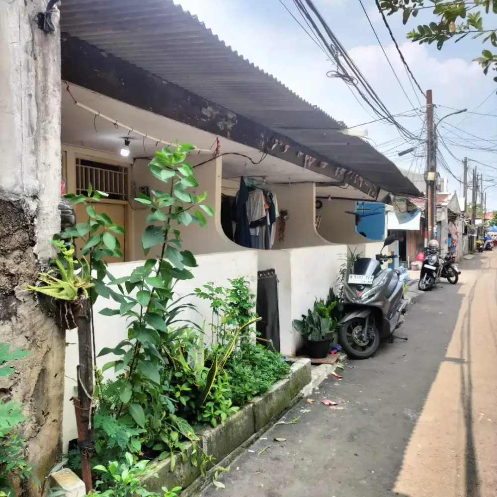 Kontrak petakan dan lahan  parkir