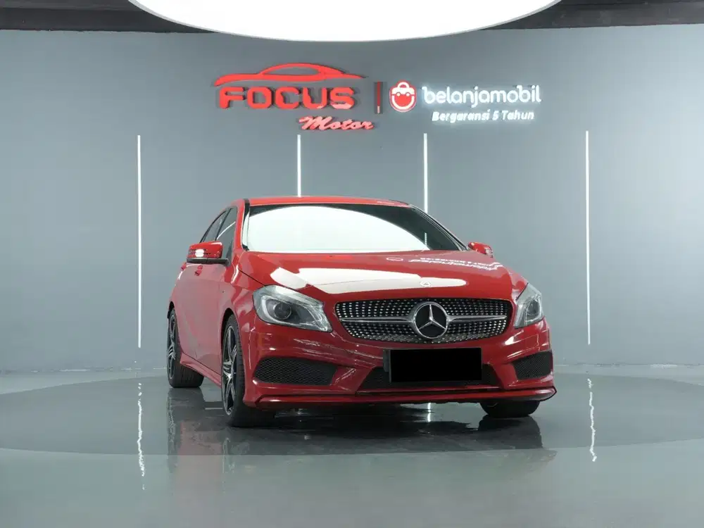 Km 54rb mercedes benz mercy a250 sport amg 2013 merah