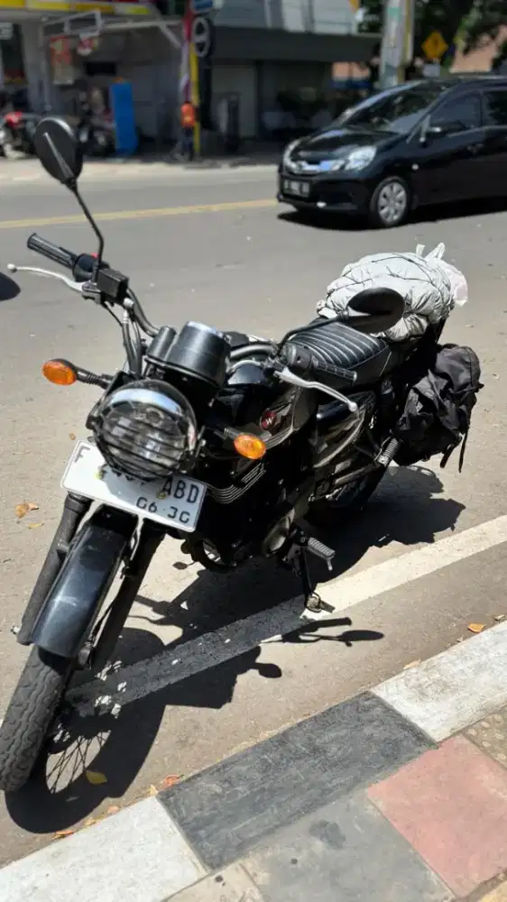 Kawasaki W 175 Black Style mulus