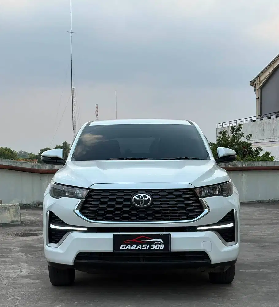 Toyota kijang Innova Zenix G 2.0 CVT AT Bensin non Hybrid Putih 2023