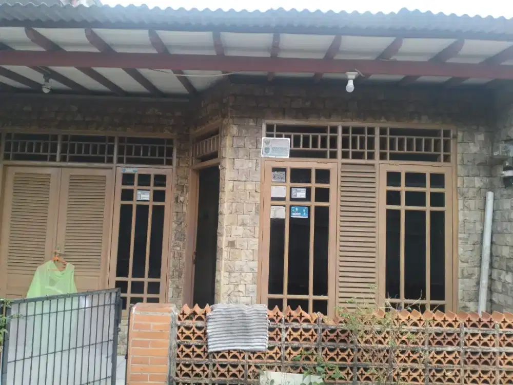 DIJUAL RUMAH PERMANEN 700JT PERUMNAS DEPOK TIMUR
