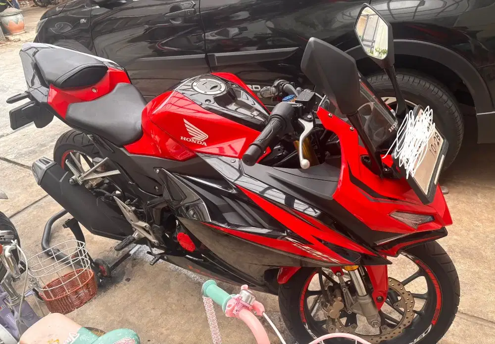 Jual Murah Honda CBR 150cc Warna Merah Tahun 2023