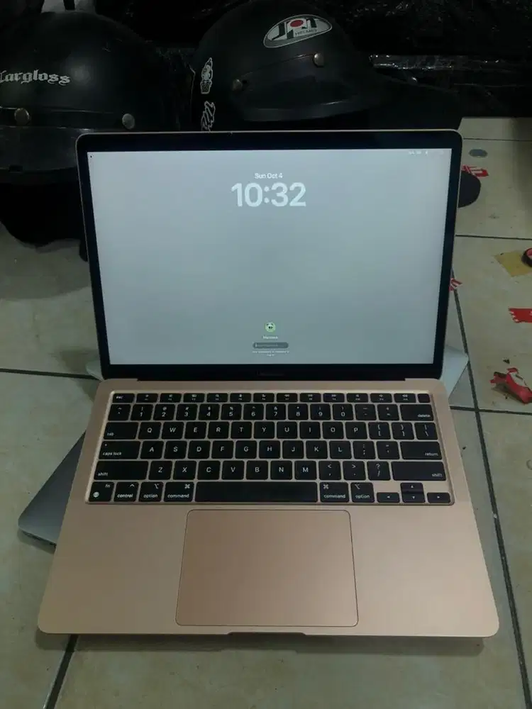 macbook air m1 8/256GB