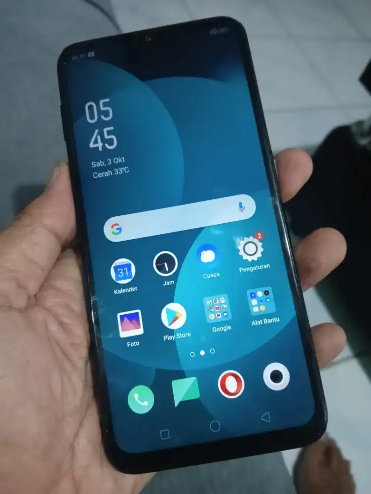 Oppo f11.. 4/64.. minuss dikiit g ngaruhh..