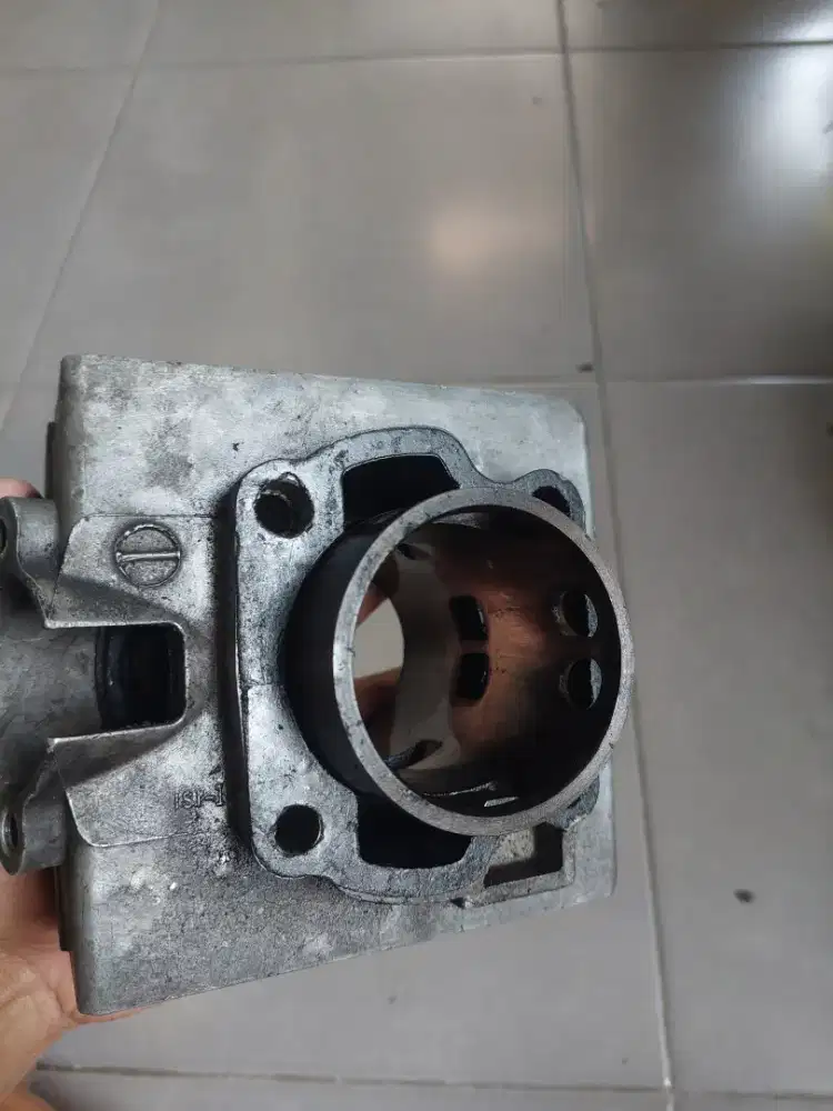 SPAREPART MOTOR SUZUKI SATRIA 2 TAK — Blok ISI-1 + Kop ISI-2