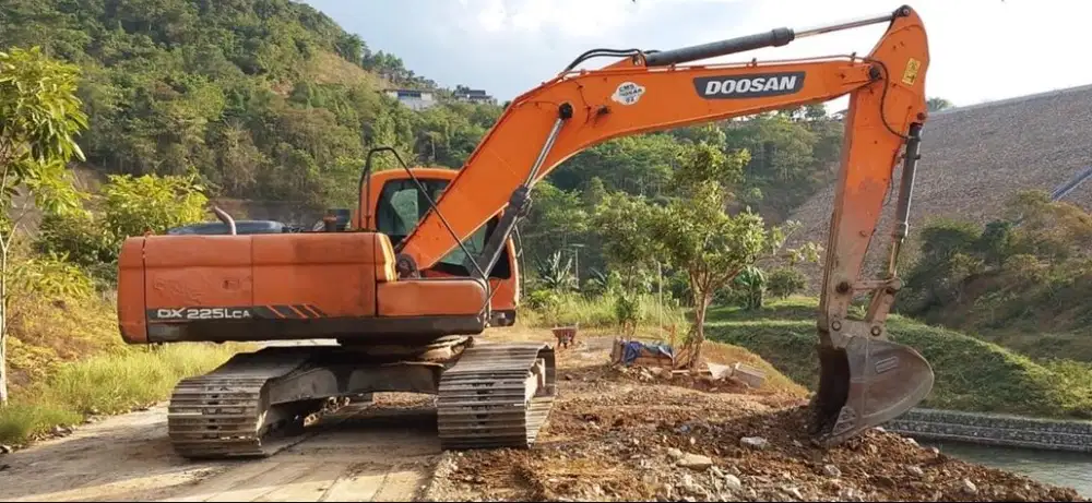 Jual Excavator Doosan DX 225LCA