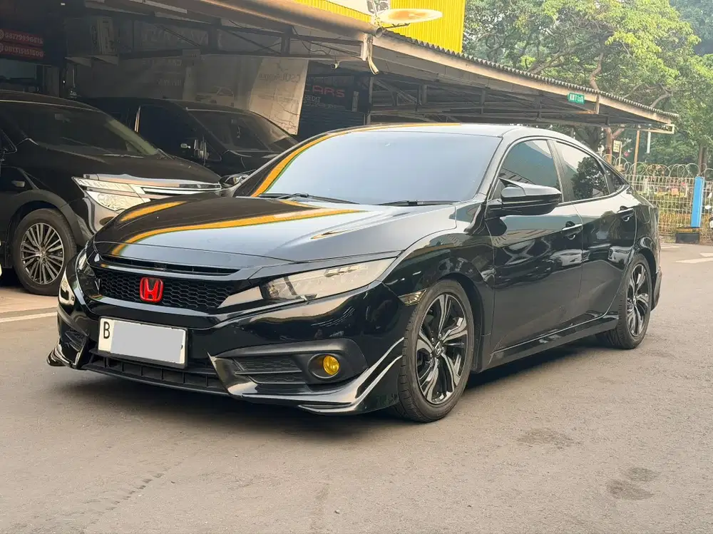HONDA CIVIC SEDAN ES PRESTIGE AT 2018 HITAM