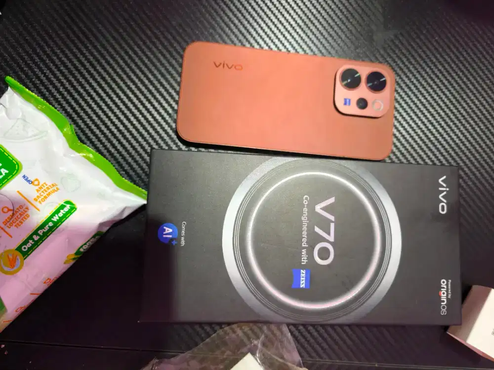 Vivo V70 12/256GB Brown Second Terawat Mulus