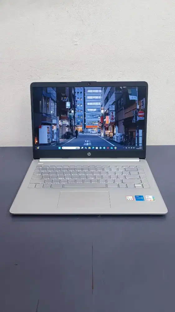 laptop HP 14s-dq5xxx