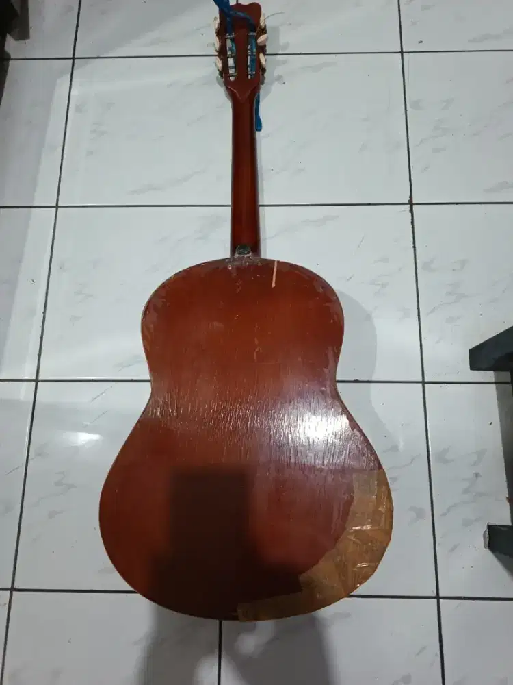 gitar jadul bekas