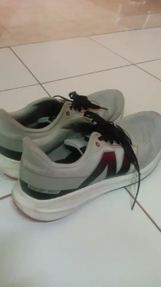Sepatu NB ukuran 41