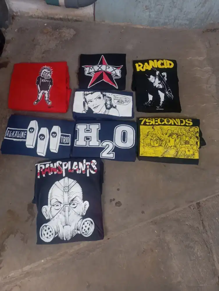 Kaos band vintage take all