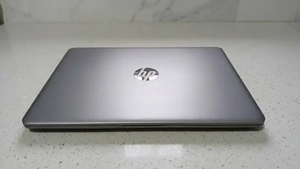 Laptop HP 240 G8 Core i3 11th Gen RAM 8GB SSD 512GB HDD 1TB Fullset