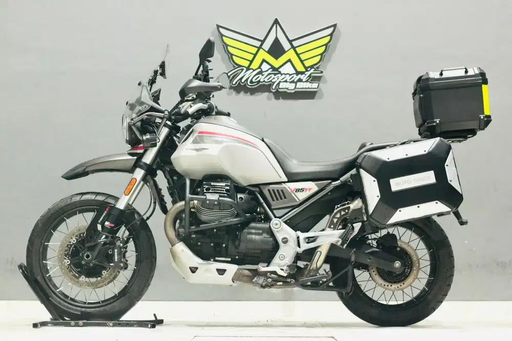 Moto Guzzi V85 Travel 2022 mulus BMW K50 K51 ducati multistrada versys