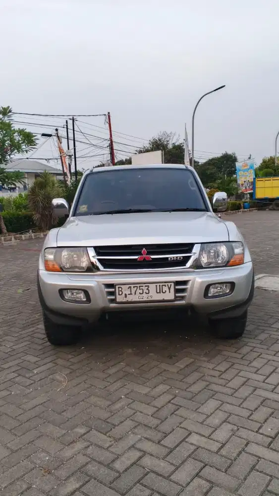 mitsubishi pajero shogun dakkar 4x4