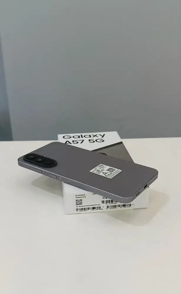 Samsung A57 5G 12/256,seken seperti baru,no minus,fulset,belum bongkar