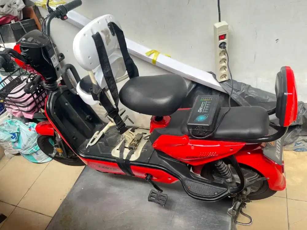 Sepeda listrik Exotic Cooltech AX
