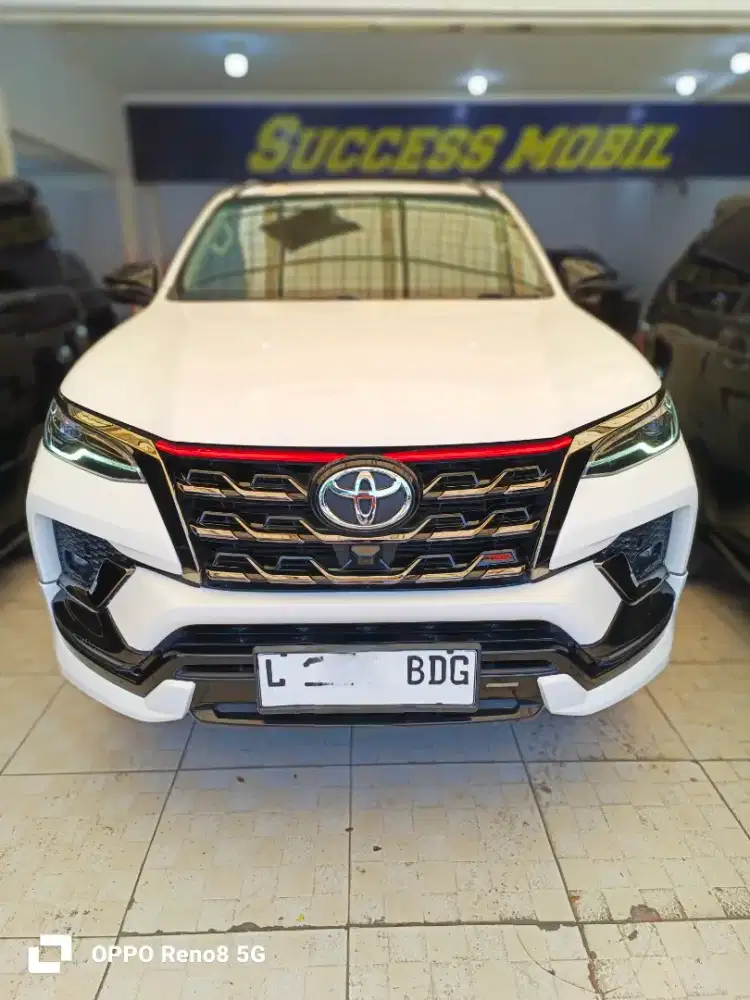 FORTUNER VRZ 2.4 TRD SPORTIVO