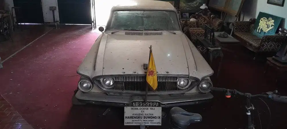 VINTAGE MOBIL DODGE THN 1963 EKS SRI SULTAN HB IX