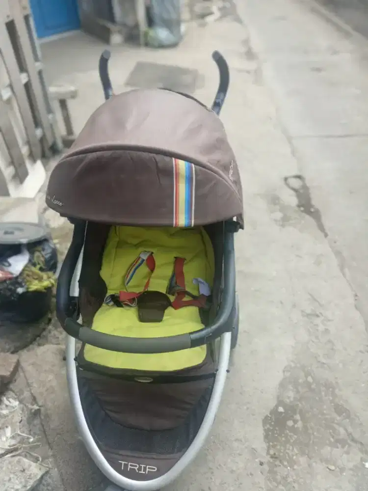 Dijual stroller cocolatte trip original
