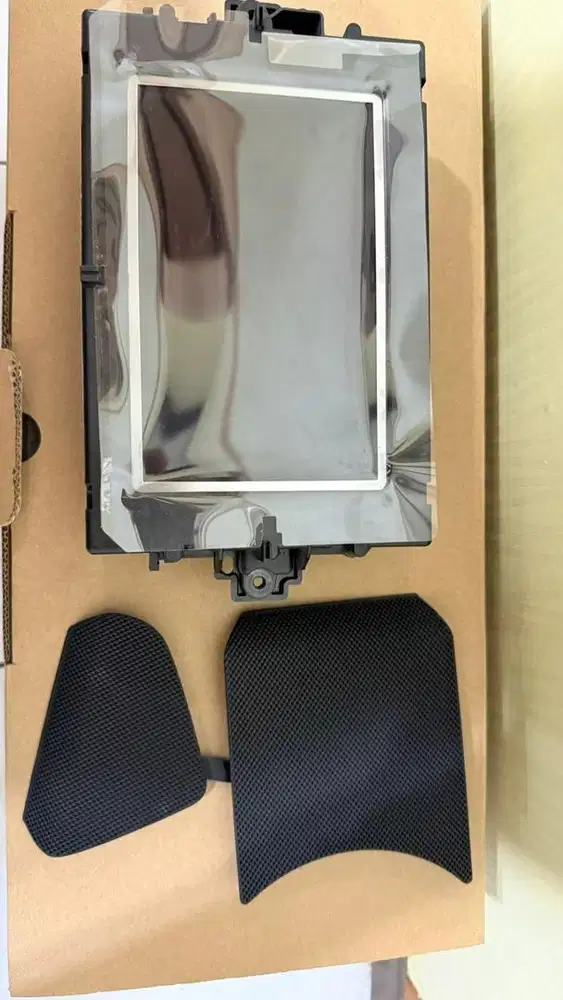 LCD Screen Display Mercedes Benz C-Class W204 Facelift