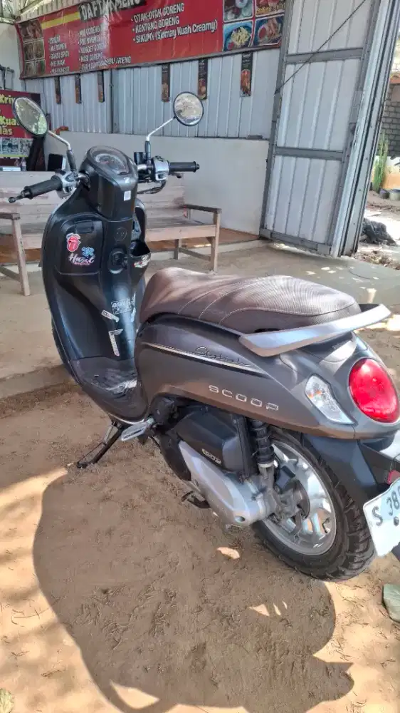 Di jual Motor Scopy thn 2023 surat2 lengkap ,pajak hidup