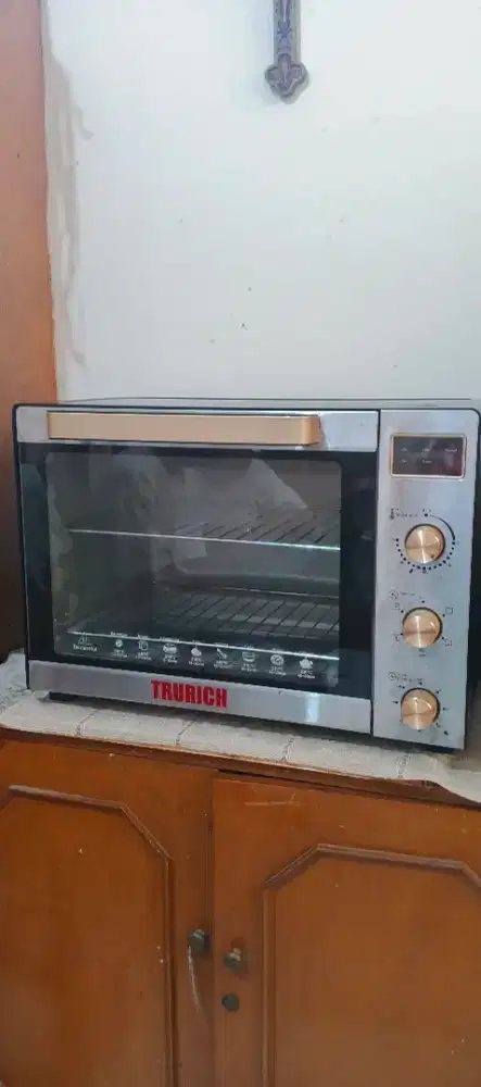 Oven Listrik Trurich TR 888