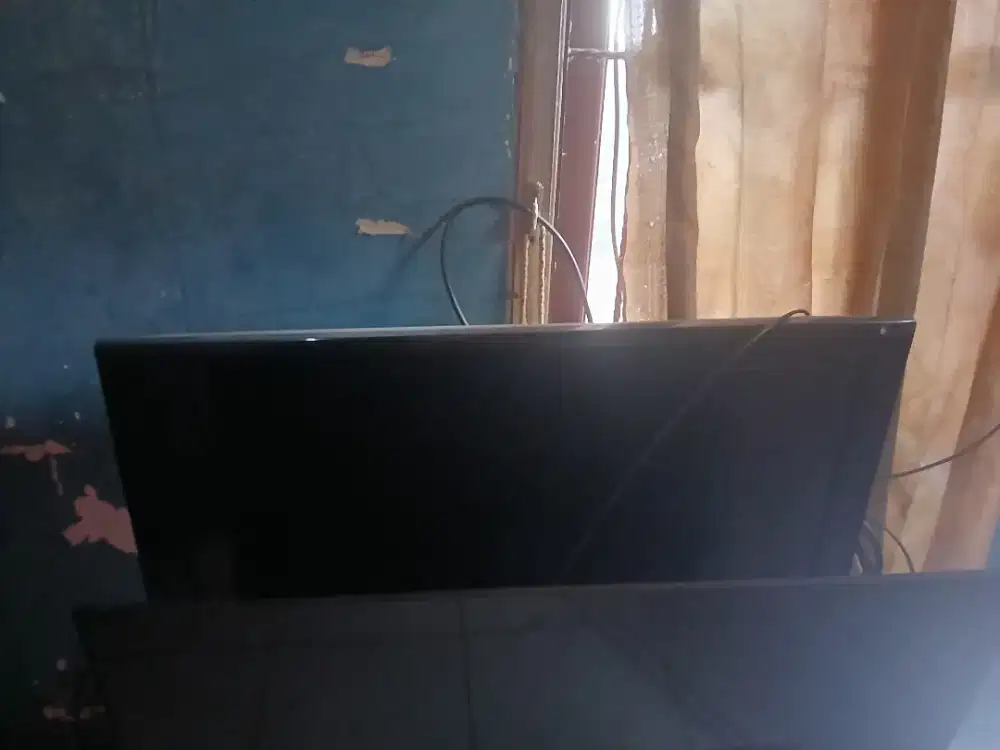 Jual cepat tv bekas nerk samsung 42 in