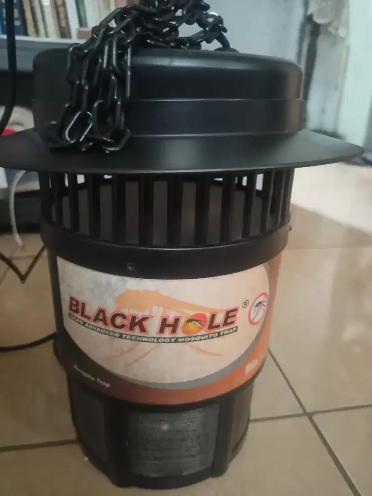 Perangkap nyamuk elektrik