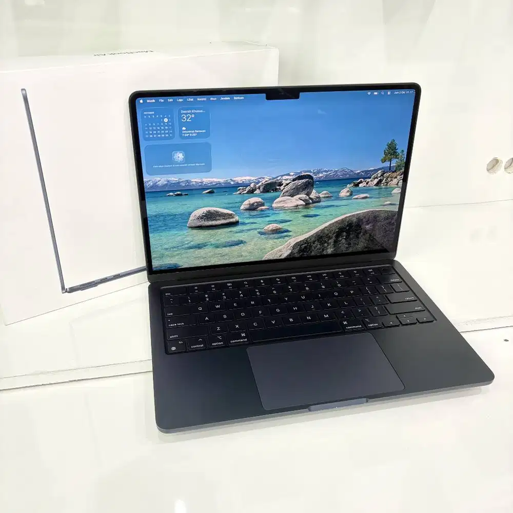 SALE MacBook Air 13 inch 2022 chip M2 RAM 8/256GB Fullset Midnight