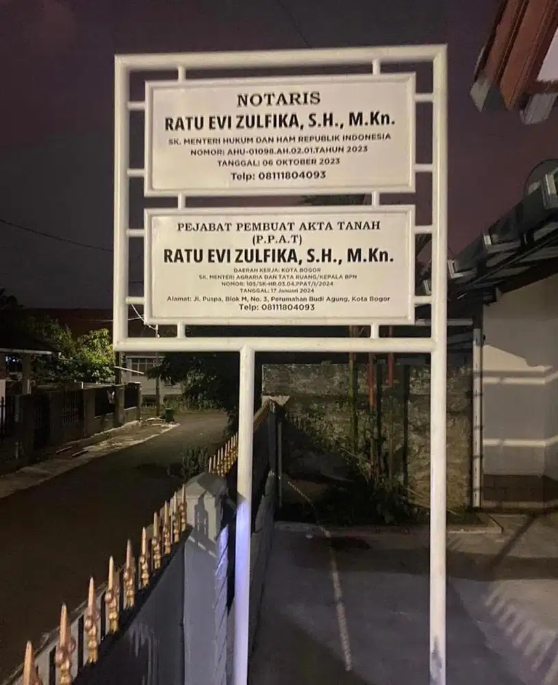 Staf Kantor Notaris