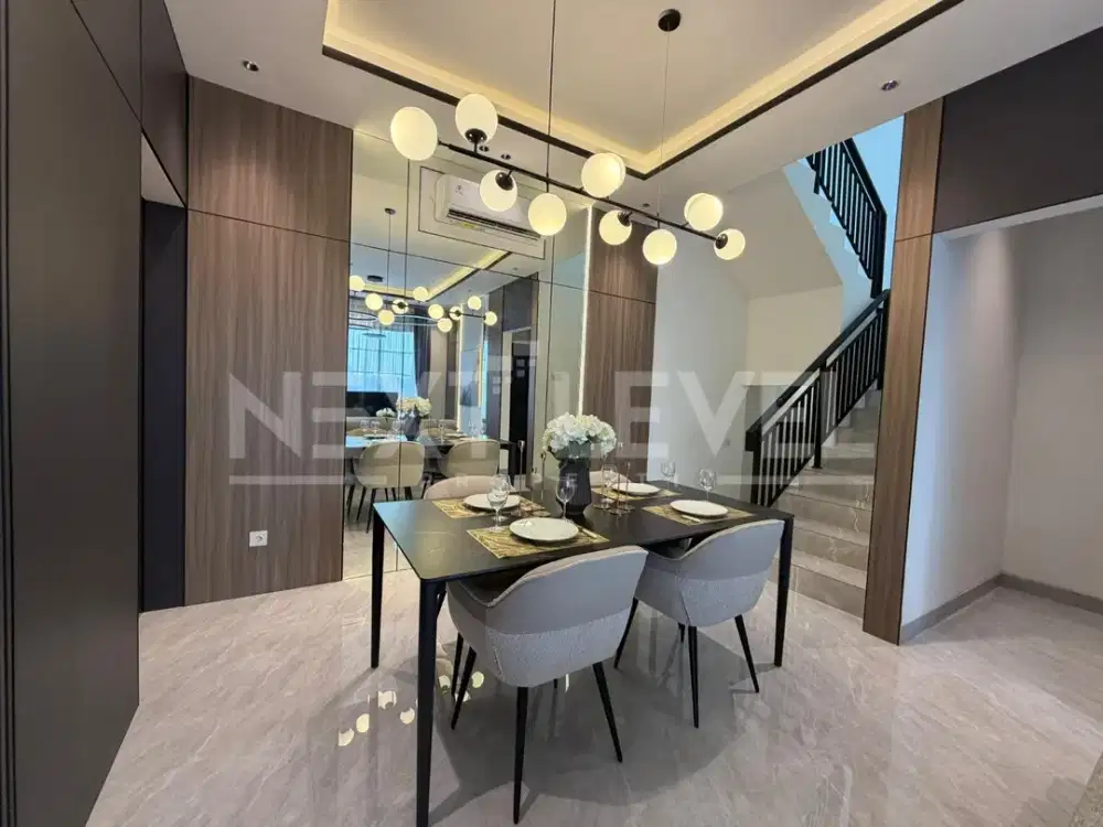 Rumah 2 lantai dekat Jakarta Timur
