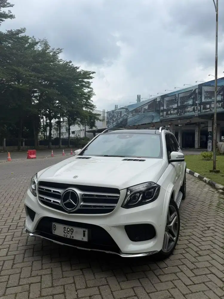 Mercedes Benz GLS 400 AMG Spec KM 29RB ONLY!