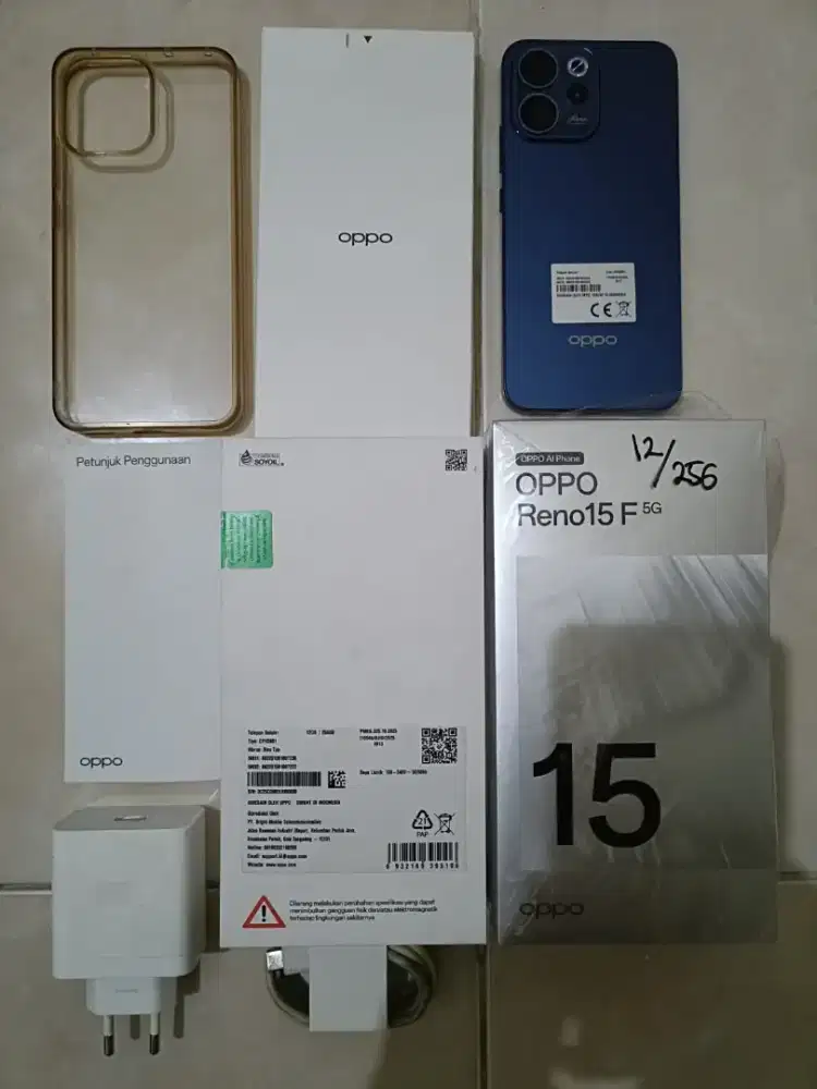 Oppo Reno 15F 5G seperti baru 12/256