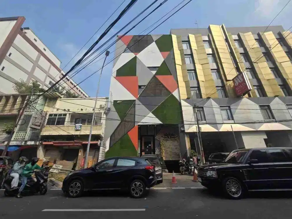Hotel Aktif Dekat Blok M Kebayoran Baru